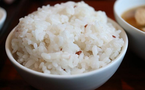 熱炒店白飯為何特別好吃？專家曝關鍵在加油