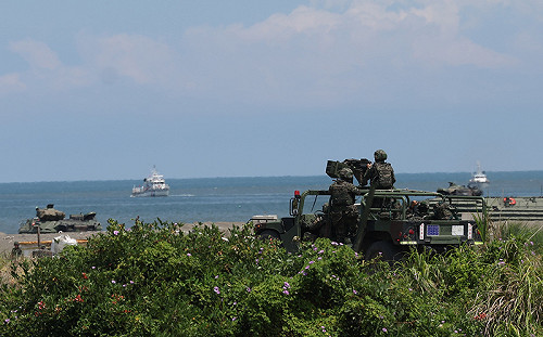 漢光演習在即  八里灘岸使用TNT炸藥模擬戰場效果　