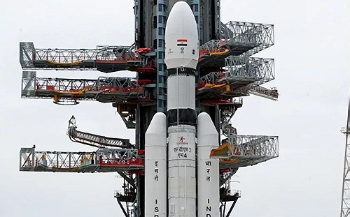 4年前失敗 今年再來! 拚成第4個登陸月球的國家 印度發射月船三號火箭