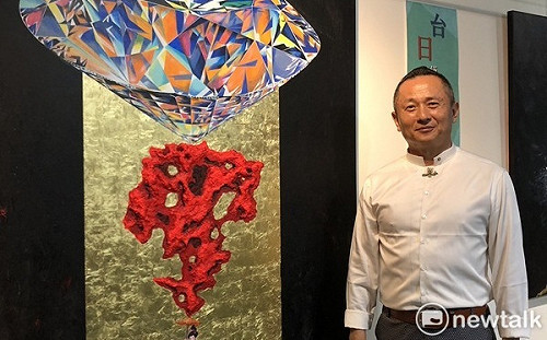 跨界珠寶藝術家廖文良畫作 安倍晉三影像展台南共同展出