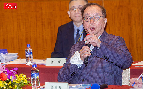 從貧民窟到台灣新首富！林百里曾傳出與鴻海合併...如何用「烏龜哲學」登最強AI股