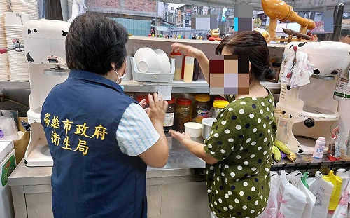 駁藍營不實抹黑 高市府：食安「查驗不合格率」逐年下降