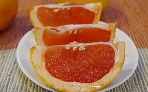 陳喬恩靠吃葡萄柚瘦10公斤 高敏敏分析：有7類人不適用 