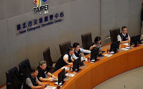 北市防颱整備「水門只出不進 4小時後拖吊」首度實施