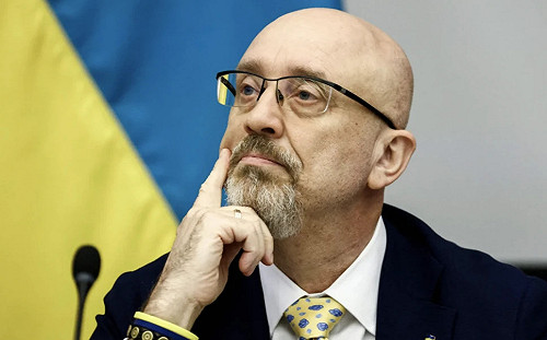 (影) 烏防長：將繼續進攻里米亞大橋 預計明年獲得「入北約」邀請