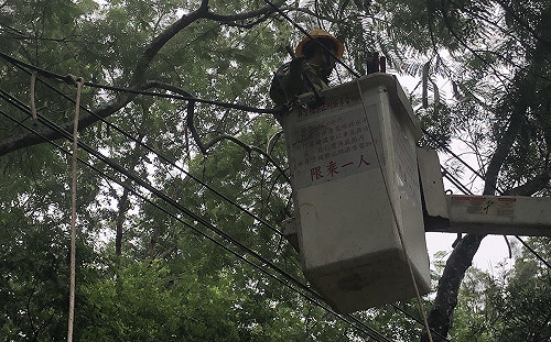 屏東7/28正常上班上課 縣內萬戶停電已搶修復電