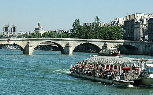 蔡筱穎觀點》 奧運反恐是理由？ 巴黎塞納河沿岸舊書攤將被拆除