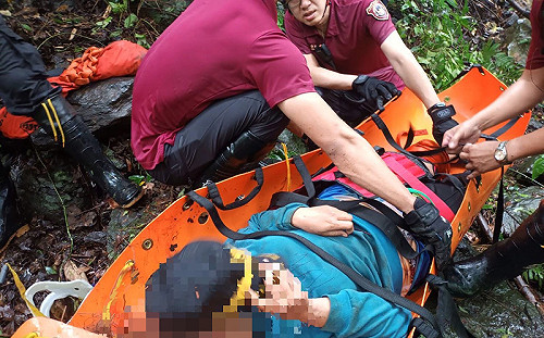 台電外包工程車桃園山區墜谷  4人無生命跡象