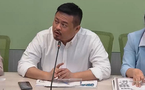 在野黨無證據抨擊綠能政策失誤  綠委洪申翰：引起財經界不滿