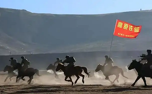 講神話故事？ 配合建軍節官宣 央視稱20解放軍騎兵英勇追打200印軍