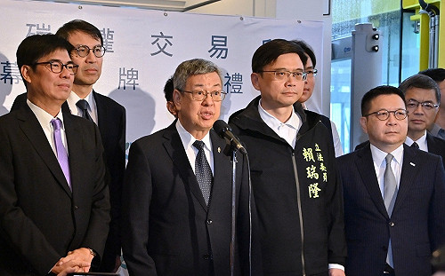 陳建仁：假訊息！政府的債務只增加4千億非外傳的2兆