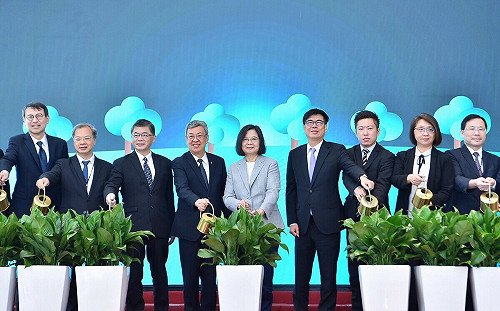 台灣碳權交易所正式揭牌！陳建仁：接軌國際的促進措施