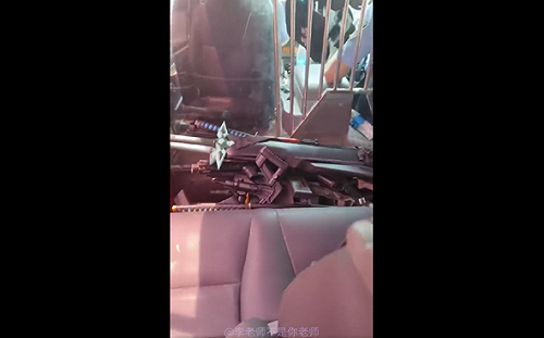 (影) 連這些「刀」都怕！廈門動漫展警方沒收玩具刀 還抓Coser回去問話