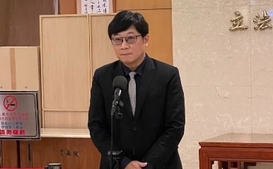 用行動破除不敢選傳言 趙正宇宣布競選連任