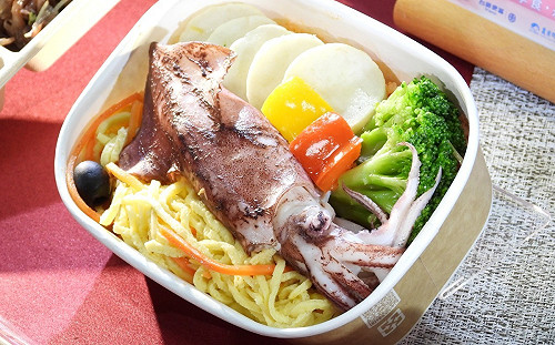 150元吃得到燉飯 小卷！台鐵限量便當開賣