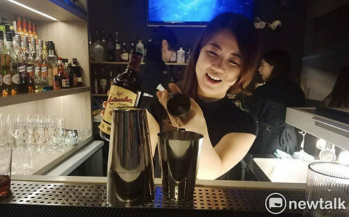 高雄越夜越美麗 亞洲50大酒吧調酒師提供世界級體驗