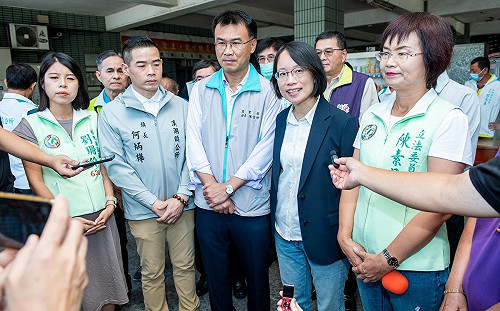 吳音寧、陳素月爭取溪湖果菜市場改建  陳吉仲允諾全力協助