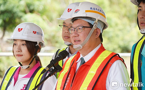 新竹球場廠商怨「契約國產車要求進口車」 鄭文燦籲回歸驗收規範