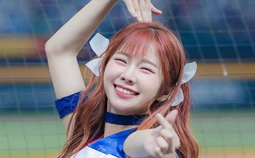 賴可穿超兇比基尼「烤布蕾」！網暴動：請問該看哪