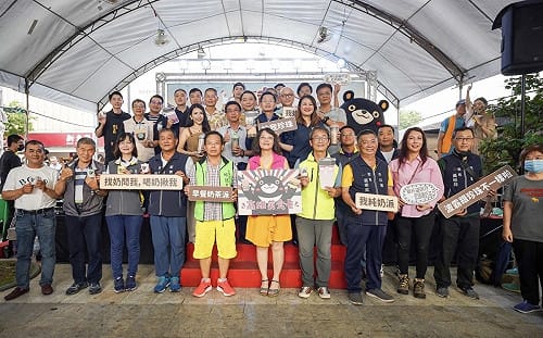 85家攤商齊聚高雄奶茶節   4萬人朝聖帶動鹽埕商圈消費