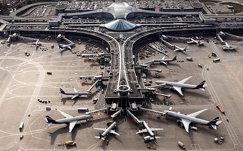 (影) 今天又關了! 莫斯科每日都在關停機場 俄軍完全攔不住烏無人機偷襲... 