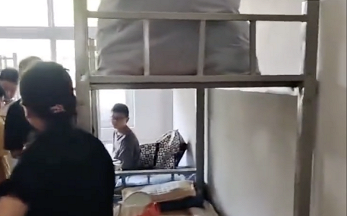 寧與外人 不給家奴? 比對中生與外生宿舍 網友大嘆 :「中國人沒人權」