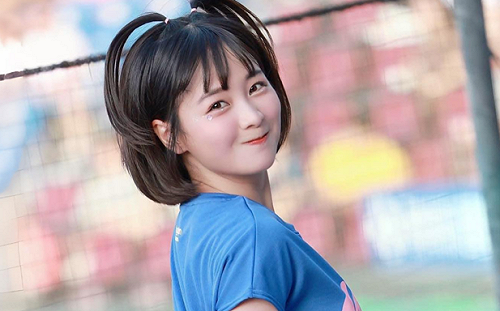 籃籃應援超激動！「甩頭嗨跳」一旁Yuri看傻眼：壓力好大