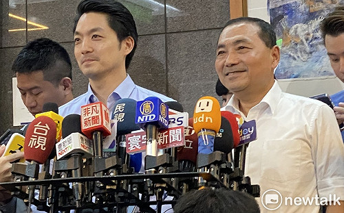 柯文哲玩兩手策略？侯友宜低調：柯辦規劃我不清楚欸