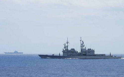 解放軍一早35架軍機出海 28架逾中線、還繞經巴士海峽與山東號「海空聯訓」