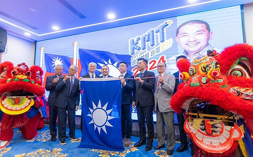 侯友宜美東訪華僑 喊大家只有「中華民國」一種顏色  