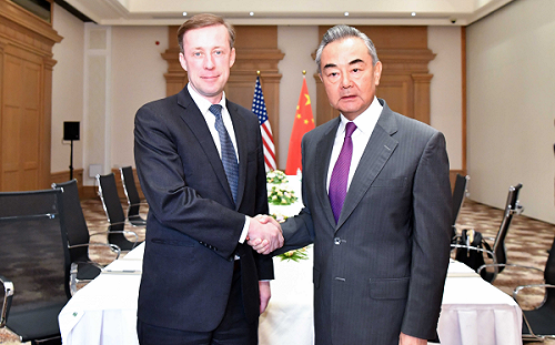 習近平玩兩手策略! 與蘇利文會晤 王毅部分放軟 但對原則問題寸土不讓 