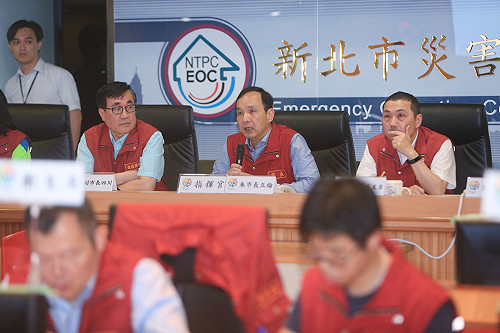 新北豪大雨1死1失蹤又斷橋  朱立倫對停班課說抱歉