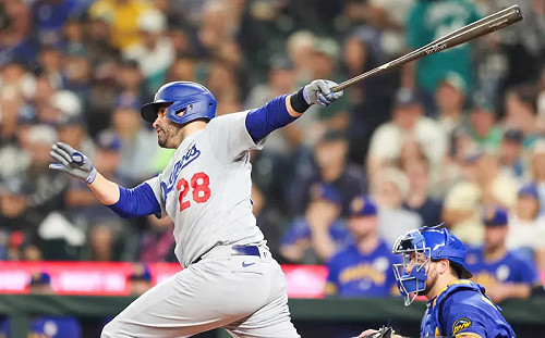 (影)J.D. Martinez本季大復活 雙響砲轟炸老同學