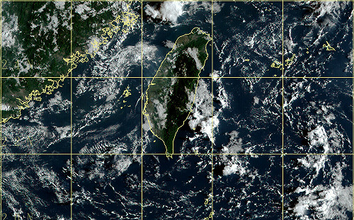 全台水氣增！桃園以北短暫雨 雲林與台南高溫警報