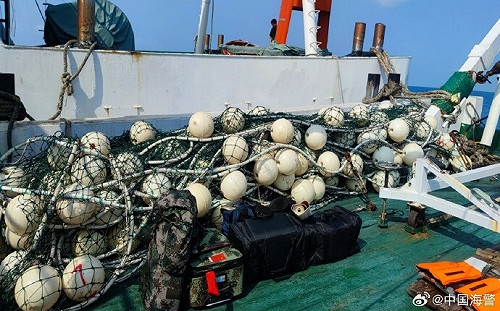 黃岩島海上屏障事件！中國海警秀照片：23日收回攔阻設施 批菲「捏造事實、自導自演」