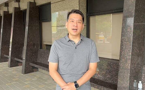 與友人女兒合照被PO網不當影射   李柏毅：停止子虛烏有的抹黑！