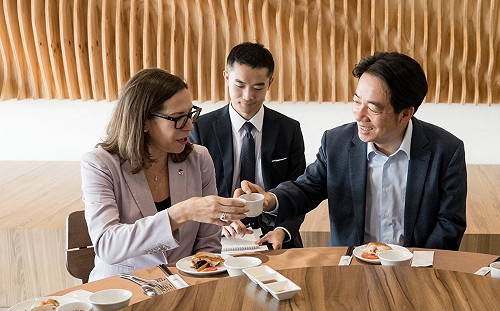 不評論藍白合  羅森柏格：美對台政策「不因誰當選而有任何改變」　