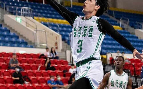 吳季穎涉打假球、簽賭葬送生涯！中華籃協宣布永不錄用逐出籃球圈