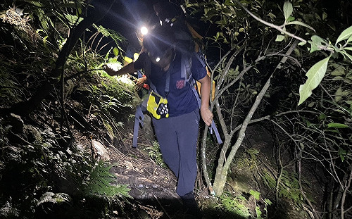 擅闖玉山國家公園「挑戰溪降」險丟命！玉管處依法開罰：處1500元罰緩