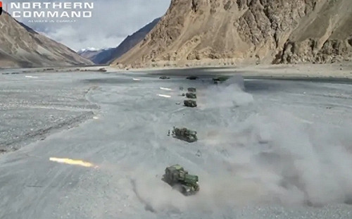 中印邊界有19個「預設戰場」?  印加強布兵 中國 : 火砲將縱深打擊