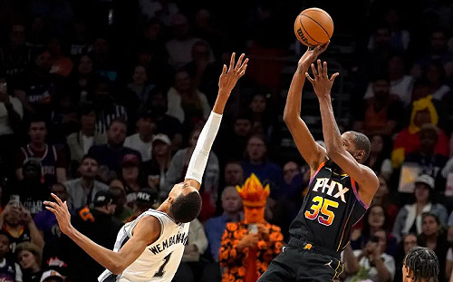 (影)KD致命失誤　馬刺115：114大逆轉太陽