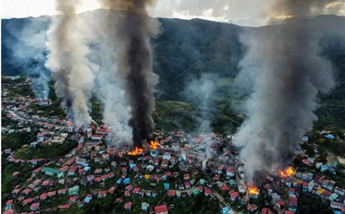 緬軍遭320多叛軍圍攻 領土只剩40% 不惜動用禁忌「化學炸彈」
