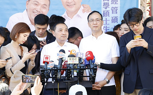 朱立倫嗆柯文哲曾答應「小雞投票」：為什麼不接受檢驗