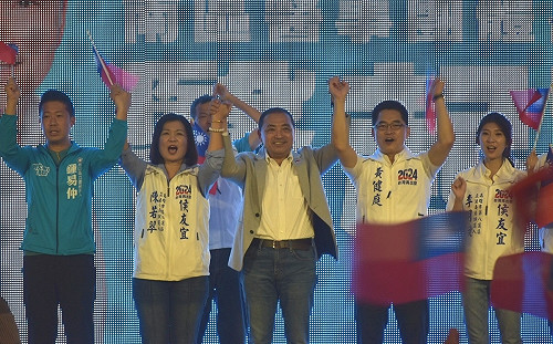 南區醫事團體後援會成立   侯友宜：為經濟、國家安全而戰 