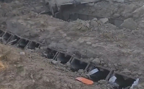 (影) 摧毀哈瑪斯彈藥庫！藏在清真寺旁 以軍破獲火箭發射場和庫存導彈 