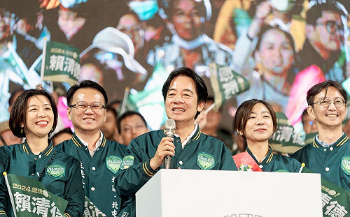 台中競總造勢秀出順口溜「與其相信藍白合，不如選擇賴清德」