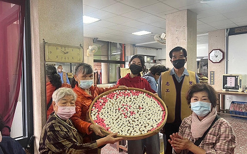 賴清德拜廟  吳欣岱: 高是港湖區史上仇恨值最高參選人 寧投李彥秀也不投高  