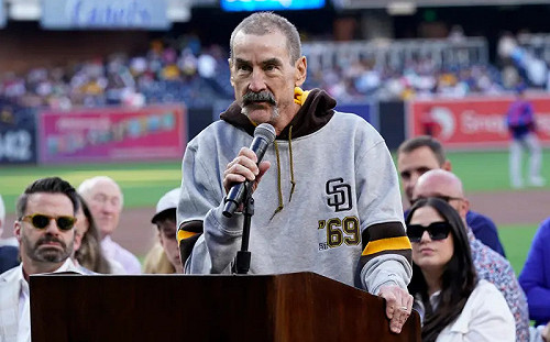 教士老闆Seidler過世　達比修哀悼