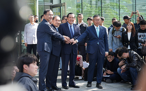 指「綠營比想像中團結」  黃暐瀚曝柯文哲用詞一細節：不是「參選到底」 