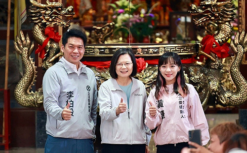 南下輔選李柏毅、黃捷 蔡英文：投出最正確選擇 